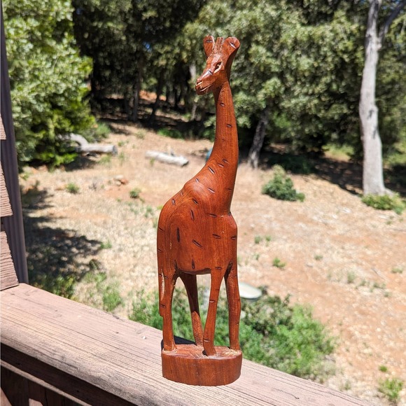Vintage Hand Carved Wooden Giraffe Figurine Made in Kenya (Repaired) - Picture 2 of 12
